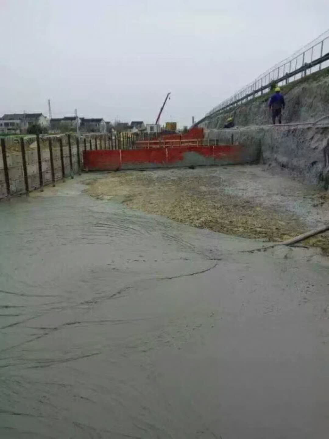 泡沫輕質土公路回填現場